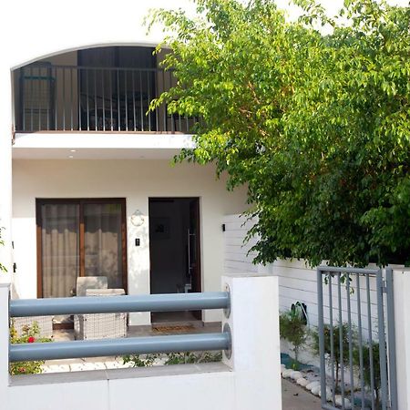Galatex Beach Living By Trulycyprus Limassol Exterior foto