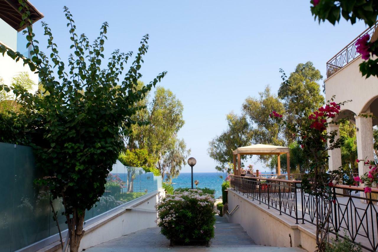 Galatex Beach Living By Trulycyprus Limassol Exterior foto